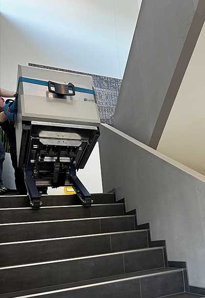 Treppenraupe im EInsatz Treppenraupe im EInsatz